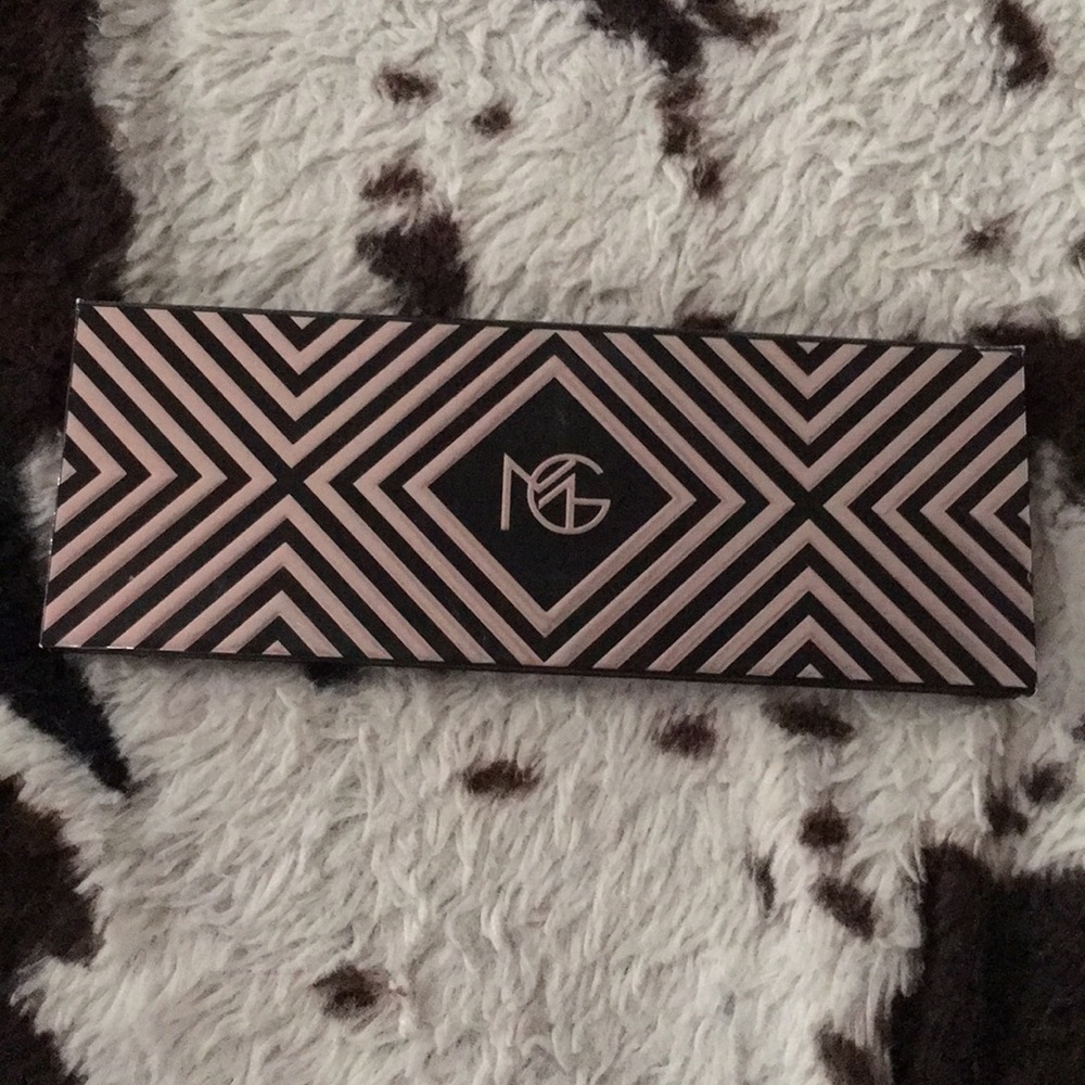 Makeup Geek x Kathleen Lights